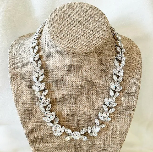 Beautiful vintage early 90’s rhinestone designer necklace.