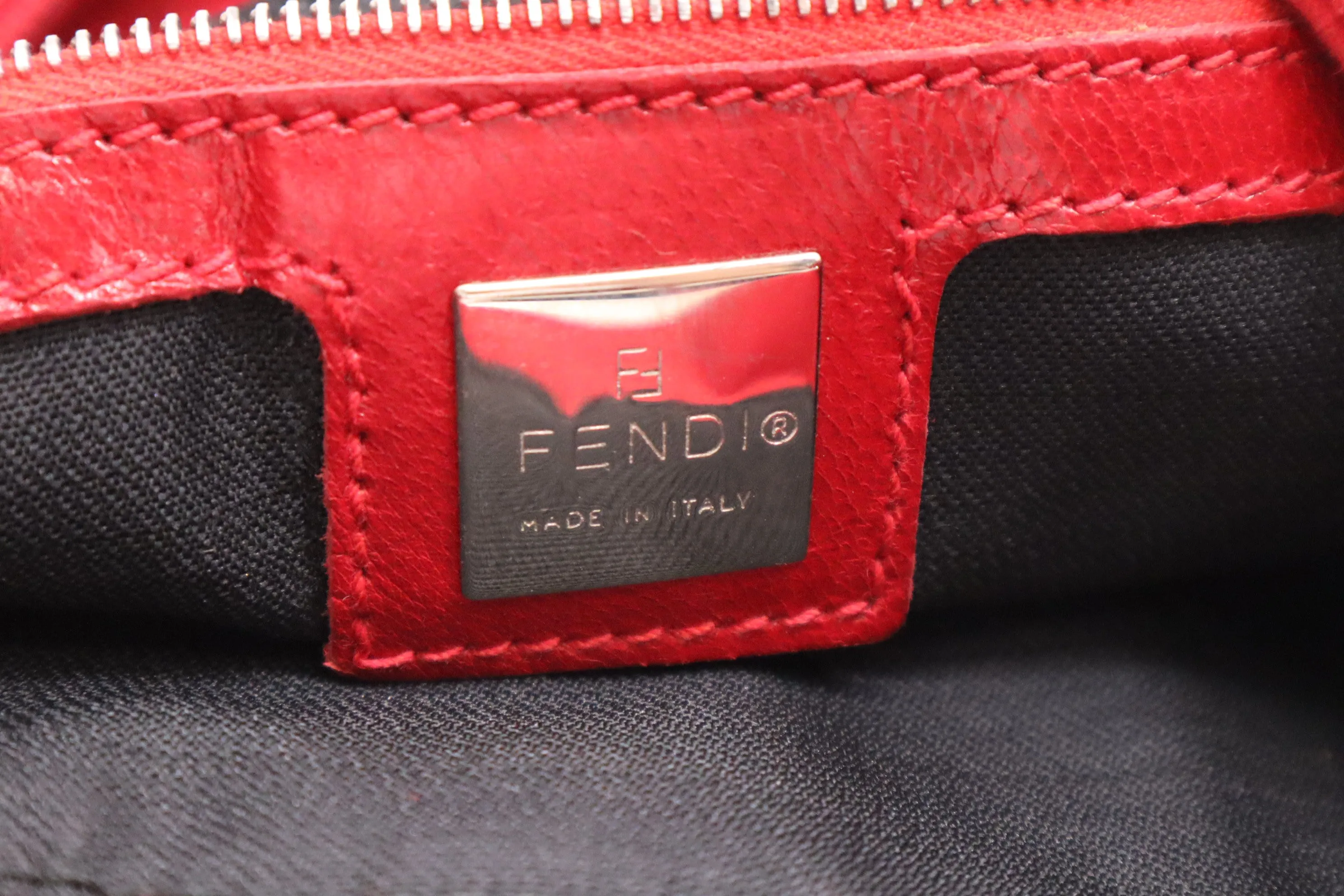 Fendi Shoulder Bag in Red Suede