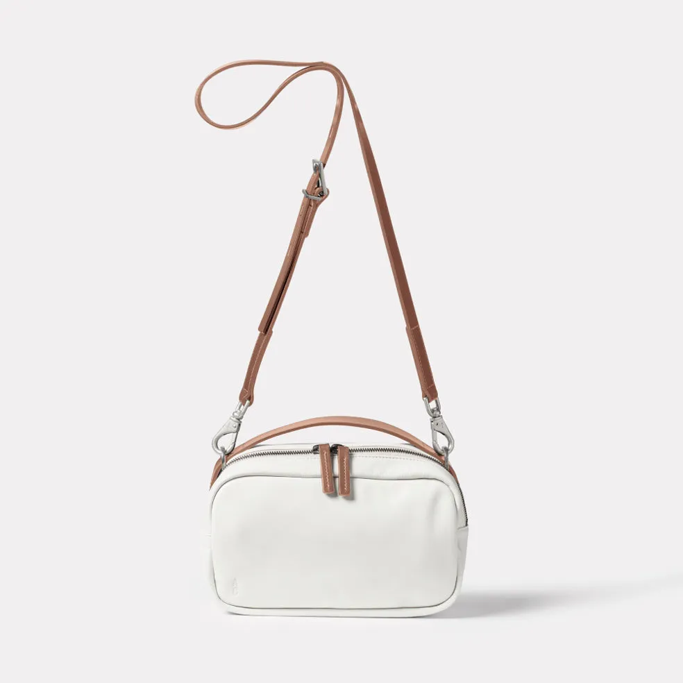 Leila Medium Leather Crossbody Bag in Bianca