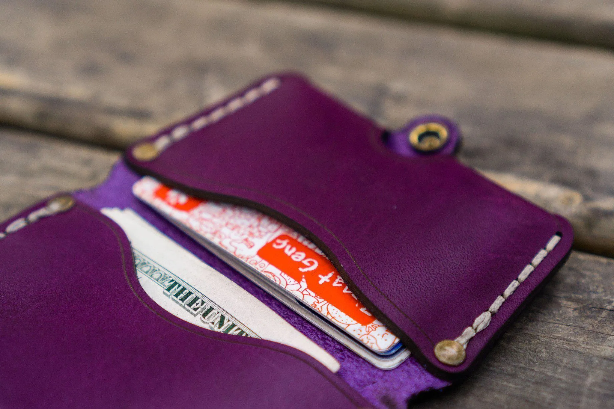 No.38 Personalized Minimalist Hanmade Leather Wallet - Purple