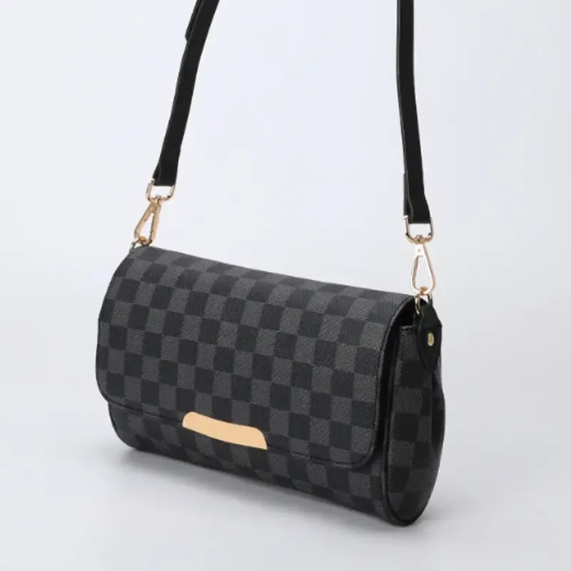 Paziye Chain Diagonal Bag