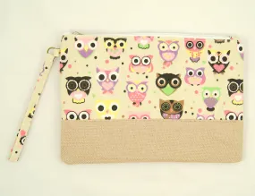 Wide Eyed Owl Makeup Bag